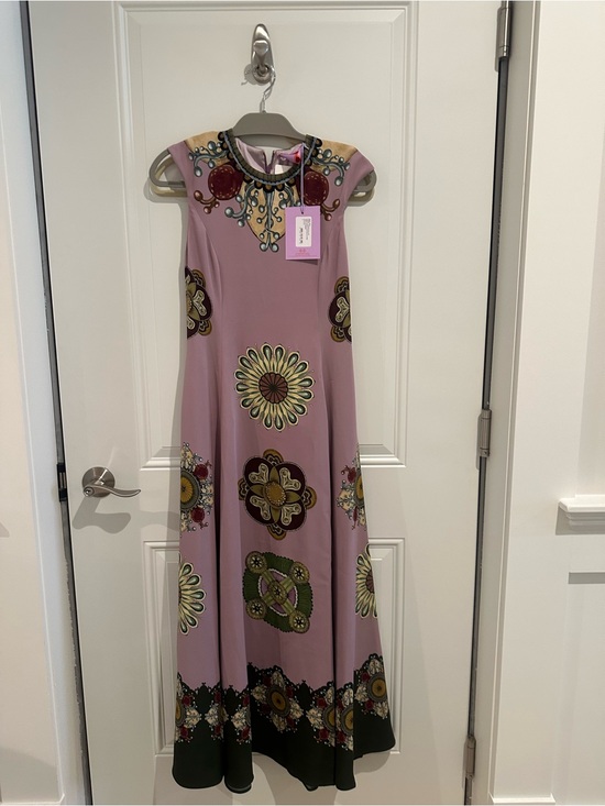 LA DoubleJ Dresses & Skirts - LA DoubleJ Dusty Pink Park Ave NWT Floral Medallion Maxi Dress. Made in Italy.